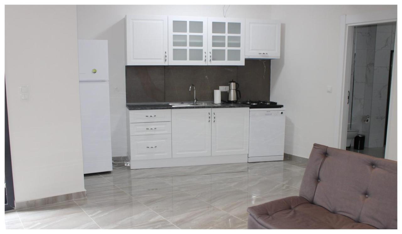 Capo Calaberno Aparts Aparthotel Karaburun  Luaran gambar